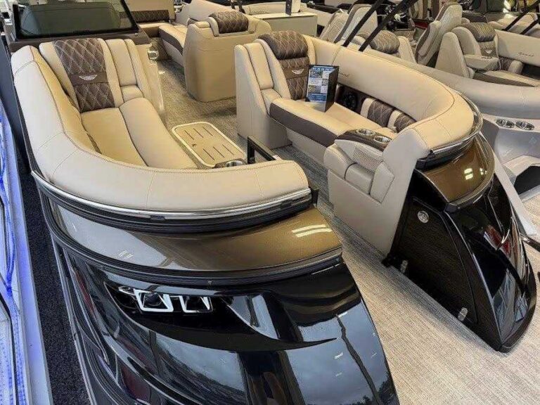 2026 Bennington 25QSB - ESP - Blackout US-ETWS7758H526 [photo 3]